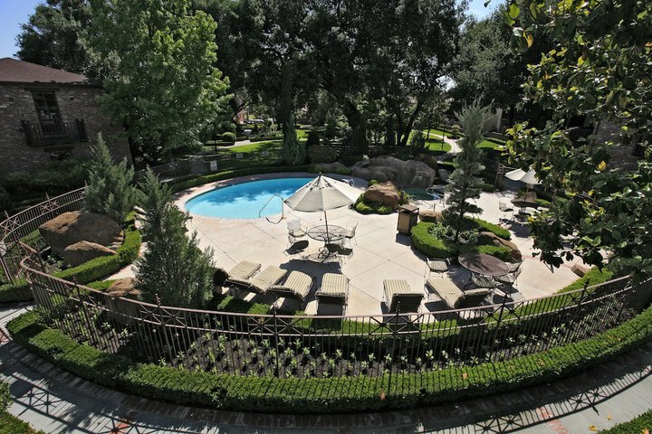 The Piccolo at Paso Robles Inn