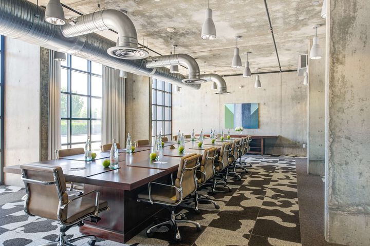 NYLO Las Colinas Hotel Tapestry Collection by Hilton