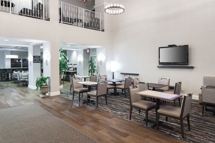 Hotel 2 of 49