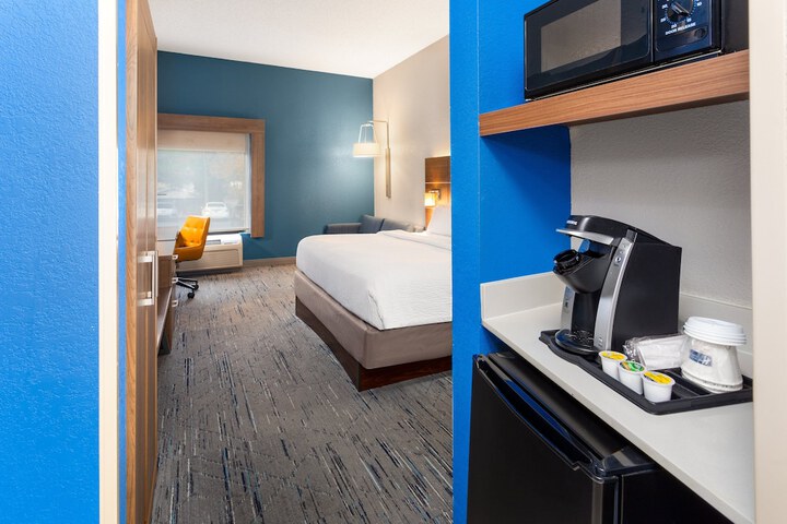 Holiday Inn Express New Albany - Louisville NW by IHG