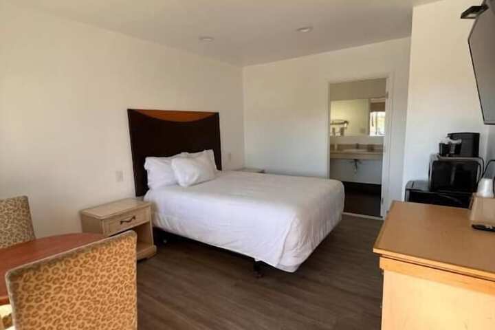 Room 22 of 82
