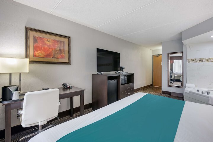 Best Western Waukesha Grand