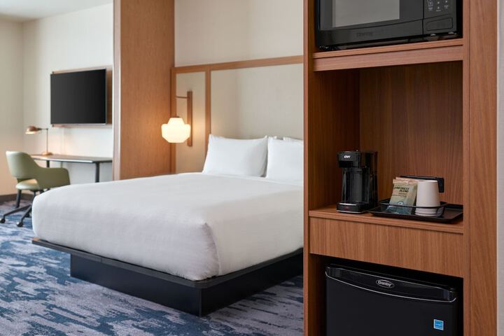 Room 21 of 61