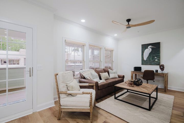 Lowcountry Landing! 3-story Townhouse in Old Towns Promenade
