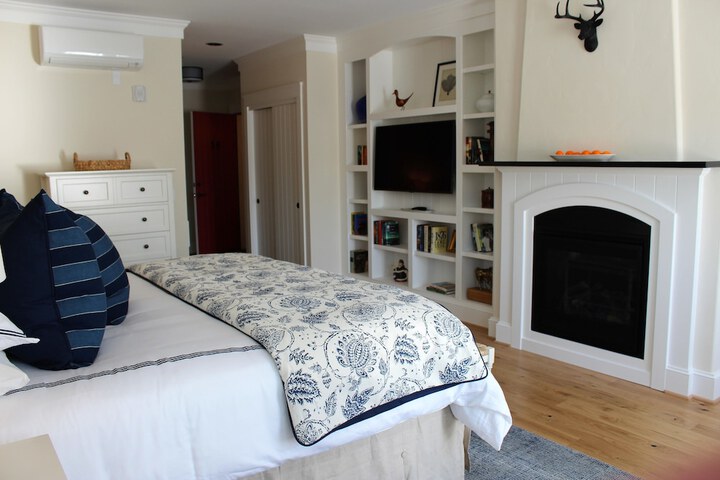 Room 14 of 34