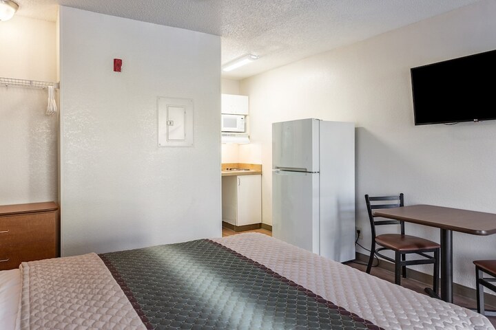 Room 22 of 25