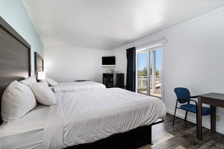 Room 100 of 219