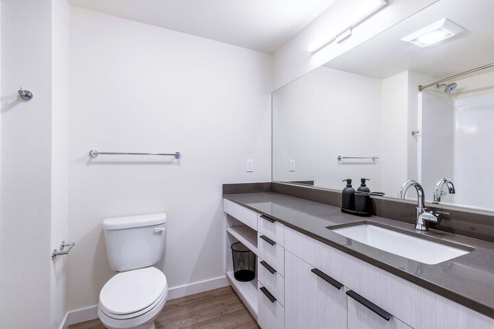 Marina Square Suites