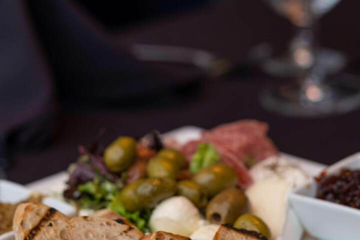 Dining 50 of 64