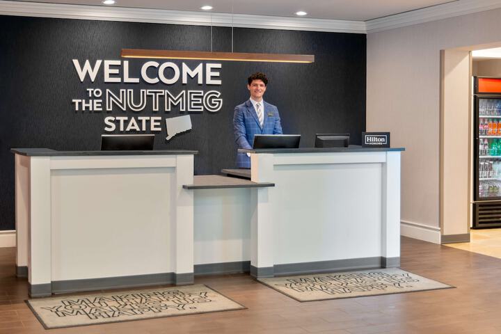 Hampton Inn & Suites Hartford / Farmington