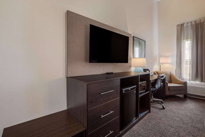 La Quinta Inn & Suites by Wyndham Sulphur (Lake Charles)
