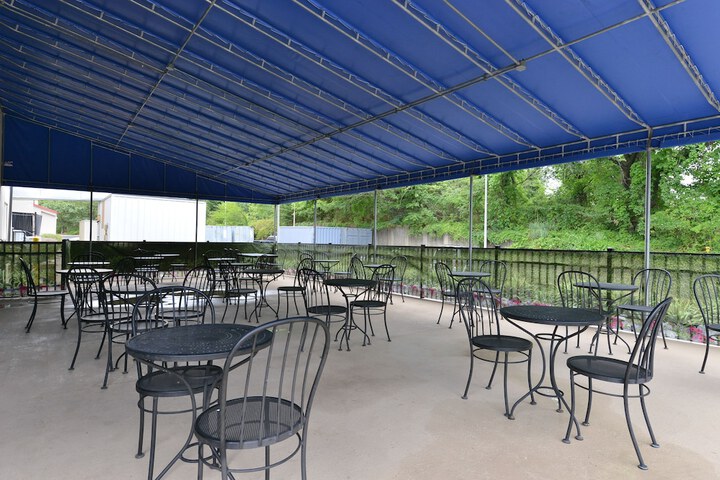 Terrace/Patio 61 of 65