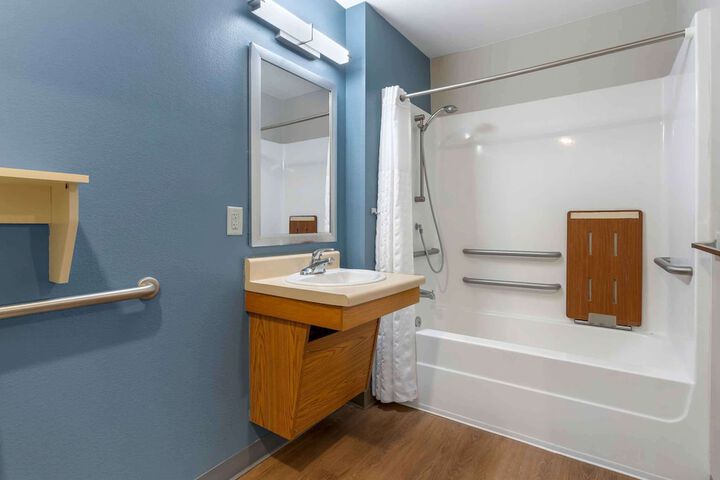 WoodSpring Suites Orlando South