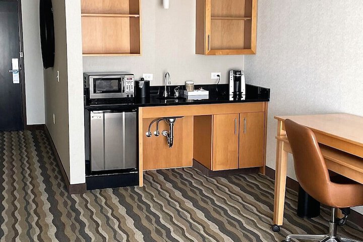 Room 43 of 57