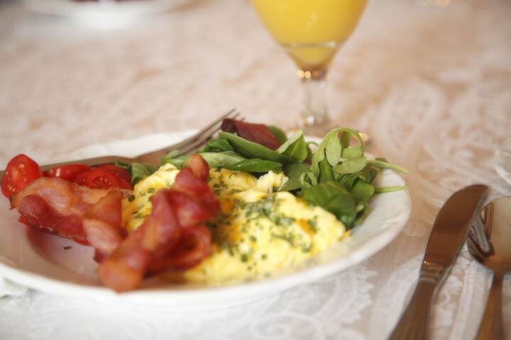 Breakfast/Coffee Service 27 of 36
