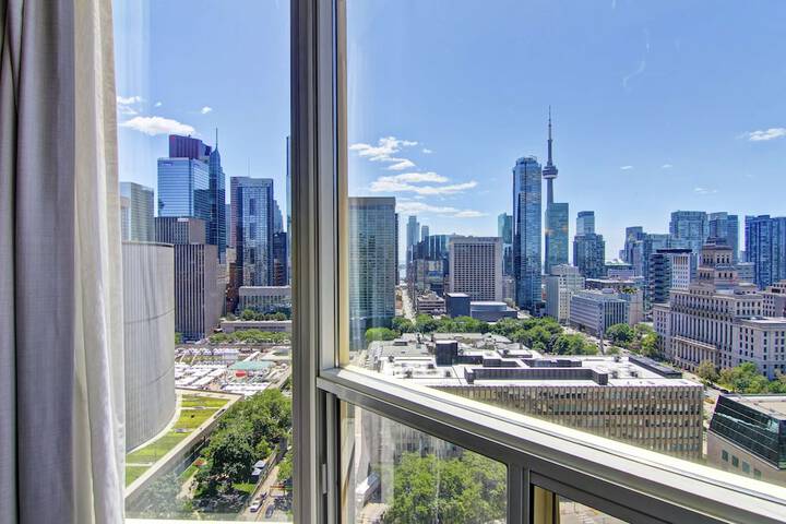 DoubleTree by Hilton Hotel Toronto Downtown