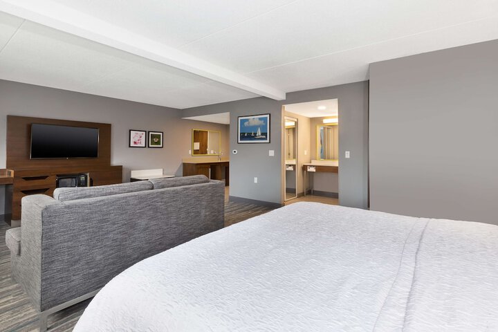 Room 14 of 43