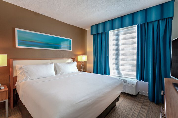 Room 92 of 138