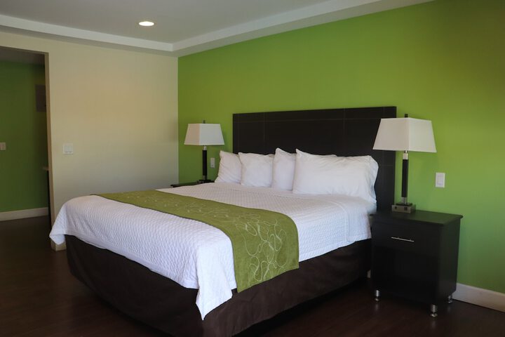 Room 16 of 41