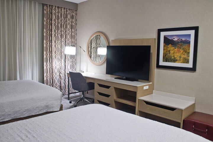 Hampton Inn & Suites Denver-Speer Boulevard