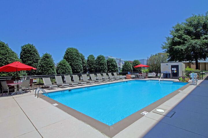 Pool 4 of 32