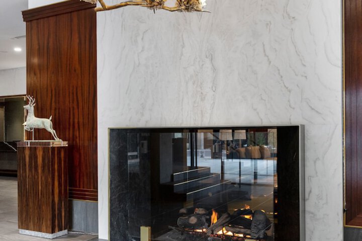 Goldener Hirsch Auberge Collection