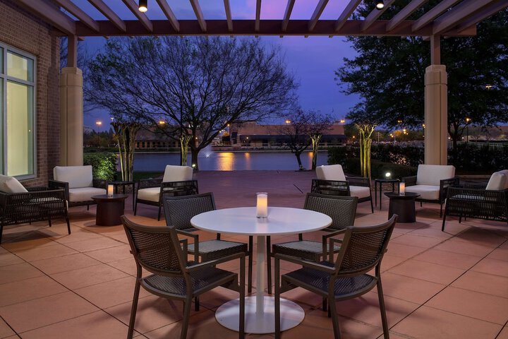 Hyatt Place Houston / Sugar Land