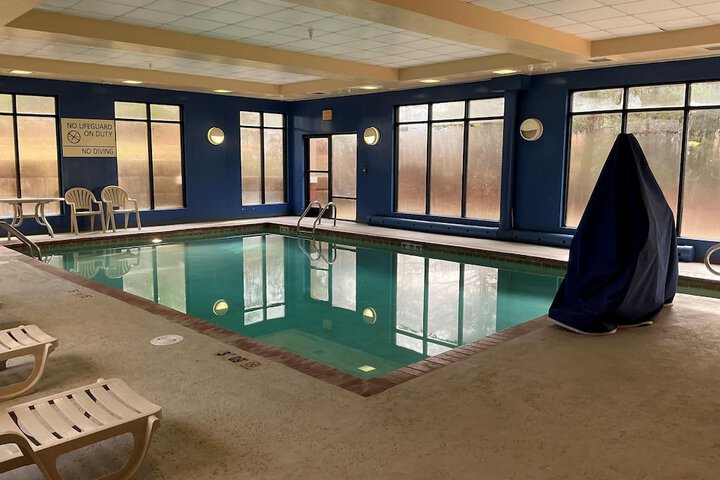 Hampton Inn & Suites McComb