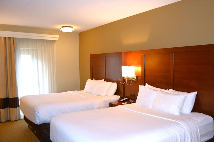 Room 30 of 42