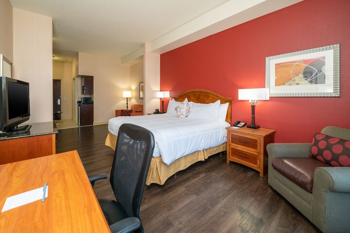 Room 11 of 30