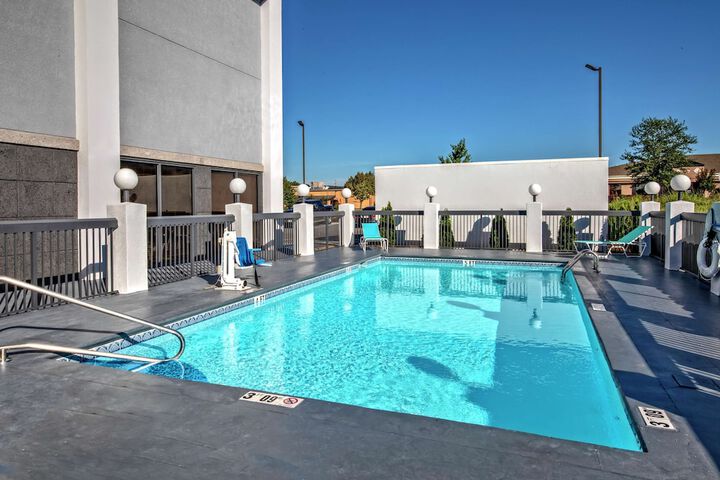 Pool 4 of 29