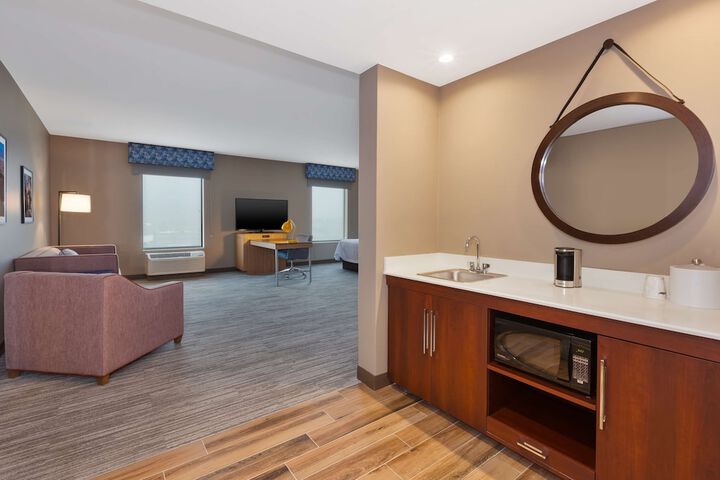 Hampton Inn & Suites Wells