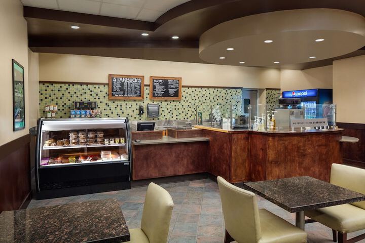 DoubleTree by Hilton Boston North Shore