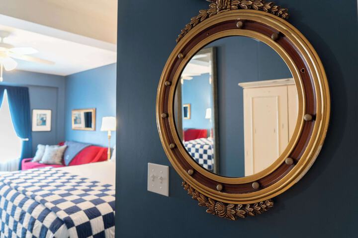 Room 45 of 111