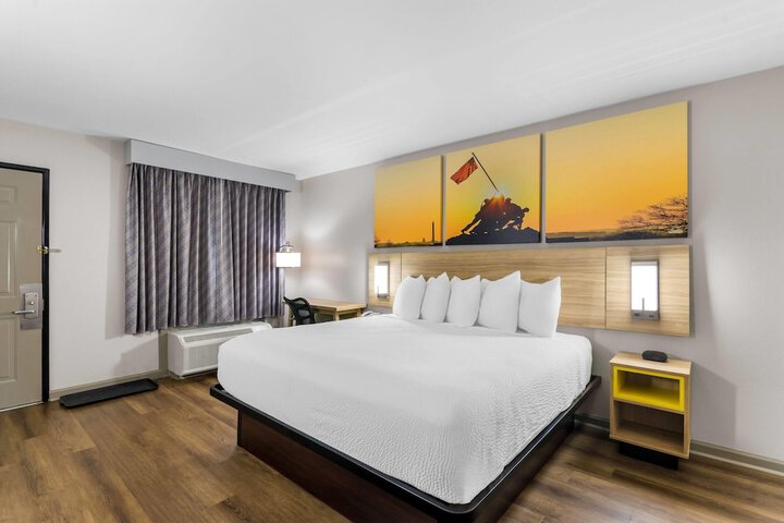 Days Inn by Wyndham Enterprise
