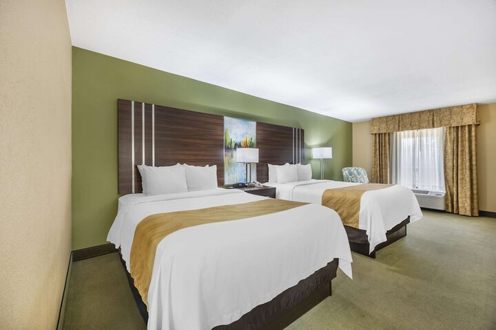 Quality Inn Paris