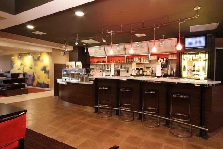 Courtyard Flint by Marriott