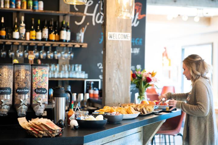 Breakfast/Coffee Service 49 of 63