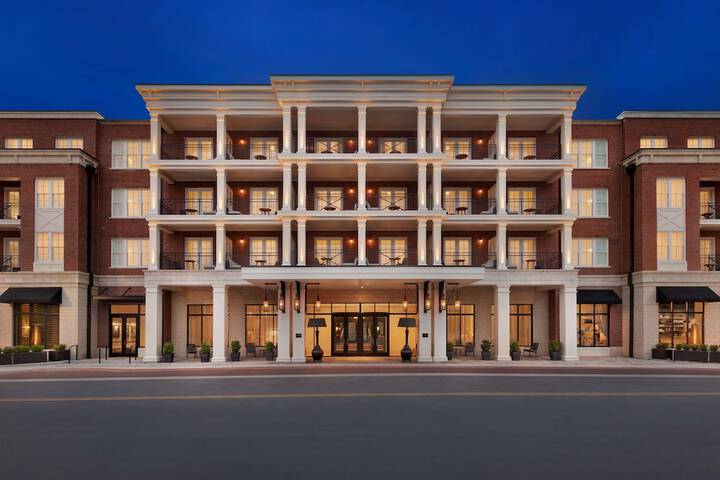 Hotel 7 of 130