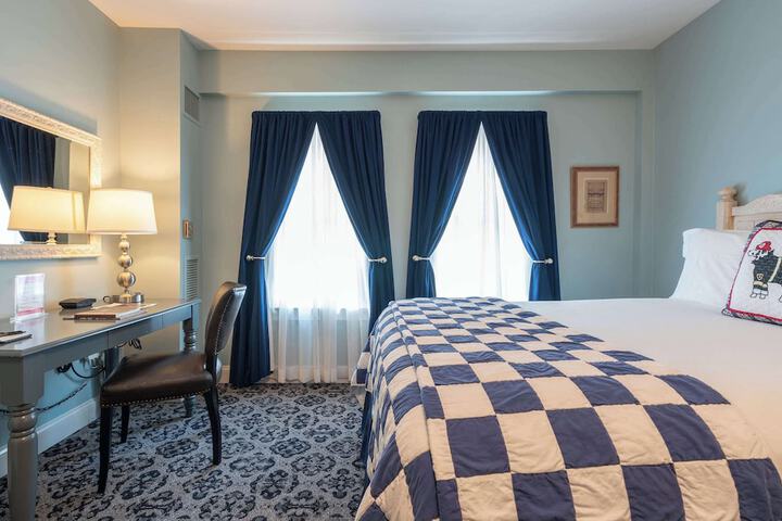 Room 37 of 111