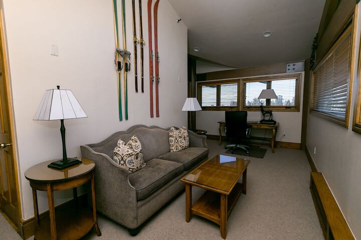 Stein Eriksen Lodge