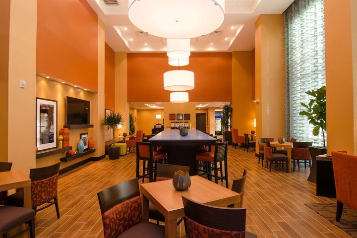 Hampton Inn & Suites Huntsville