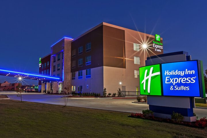 Hotel 2 of 41