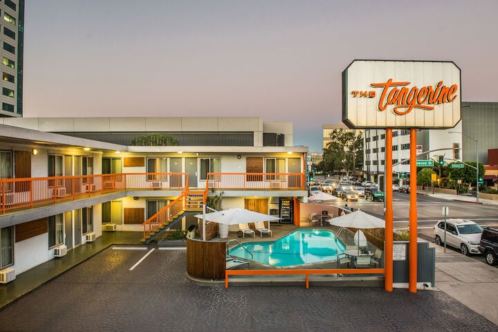 The Tangerine - a Burbank Hotel