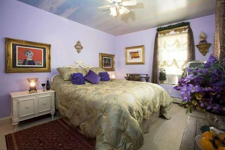 Room 35 of 48