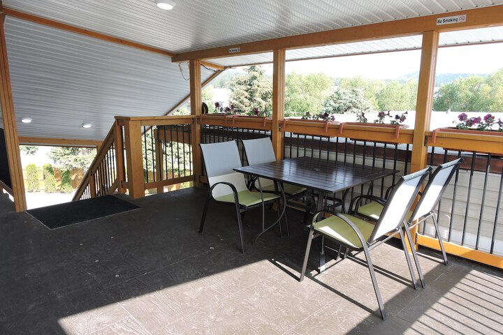 Terrace/Patio 67 of 71