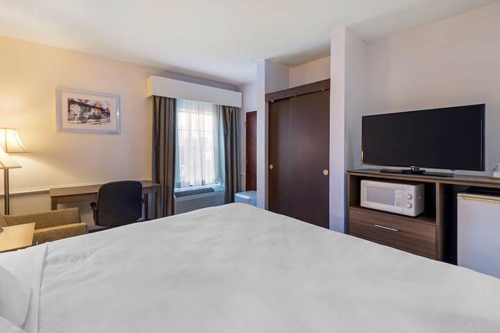 Room 26 of 44