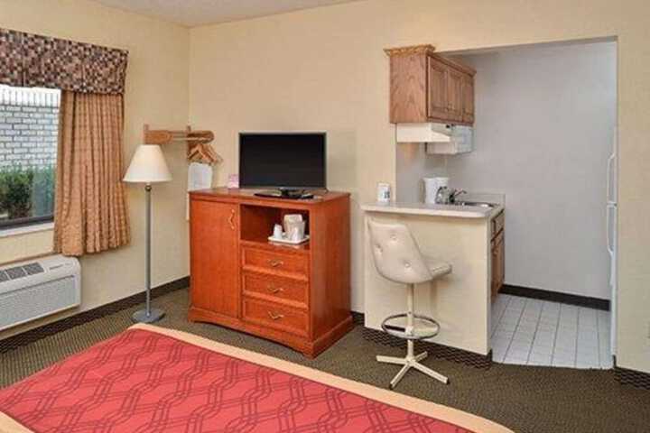 Room 36 of 64