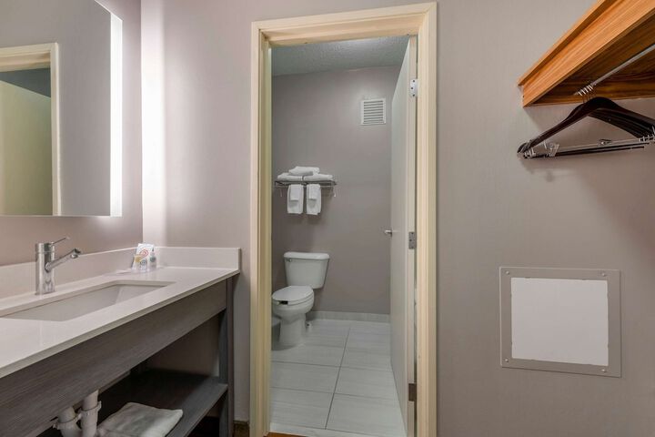 Comfort Inn & Suites Zanesville City Center