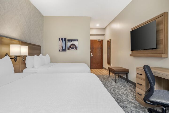 Best Western Plus Bridgewater Hotel & Convention Centre